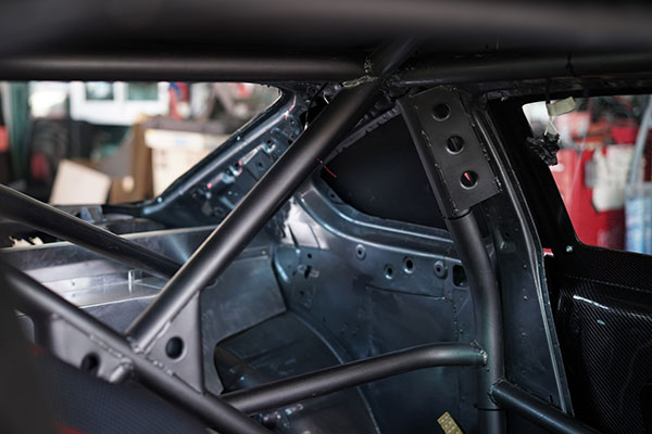 What is a Roll Cage and Why Do Some Vehicles Have It?